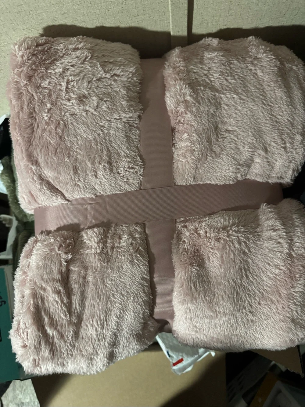 Soft Flannel Blanket – Light Pink (Queen/King)